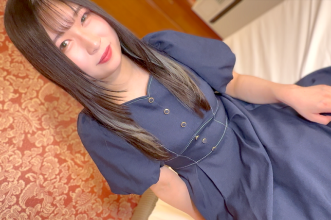 【FC2】皮肤白皙的美人Miku酱害羞地脱掉衣服,发现自己的头发没有经过处理。
