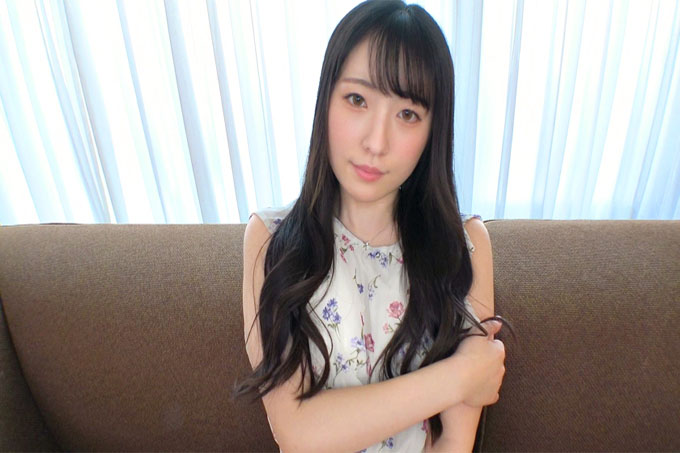 [整洁的系统？ ] 荞麦面店店员的姐姐渴望AV女演员并决定出现在AV中。干净整洁的oma，看起来光滑干净，不知道污垢◯厚厚的肉棒被无情地插入......